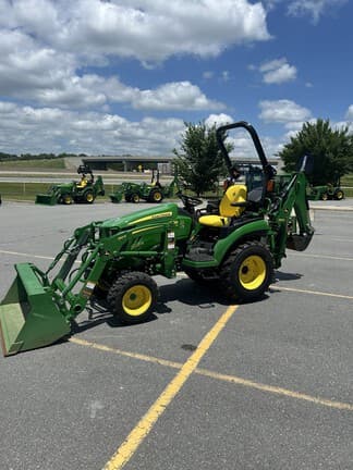Image of John Deere 2025R equipment image 1