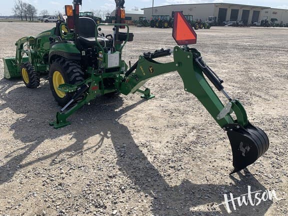 Image of John Deere 2025R equipment image 2