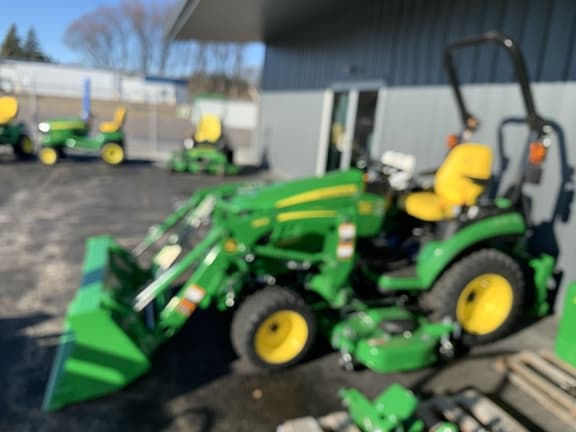 Image of John Deere 2025R equipment image 1