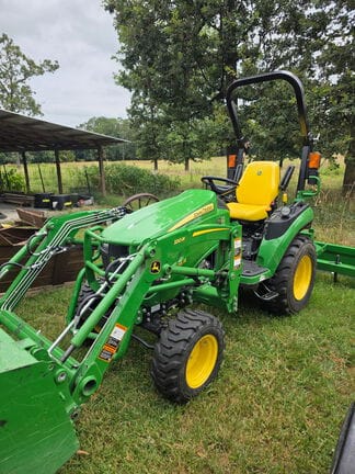 2025 John Deere 2025R Equipment Image0