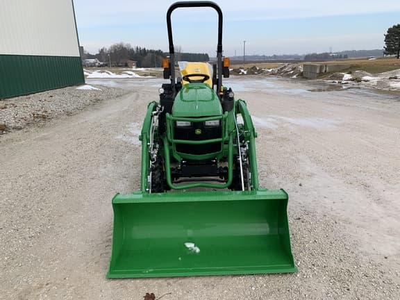 Image of John Deere 2025R equipment image 2