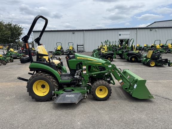 Image of John Deere 2025R equipment image 4