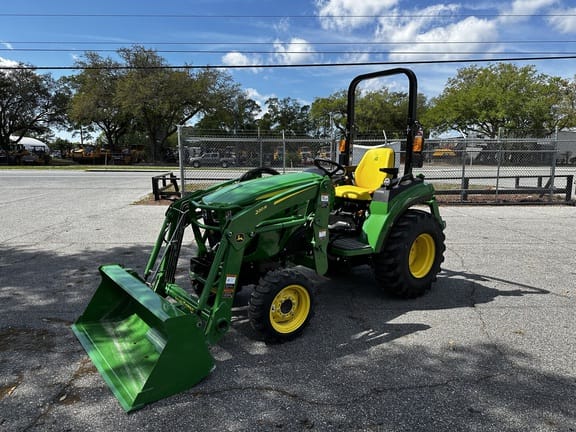 2025 John Deere 2032R Equipment Image0