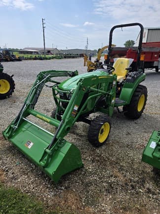 Main image John Deere 2032R