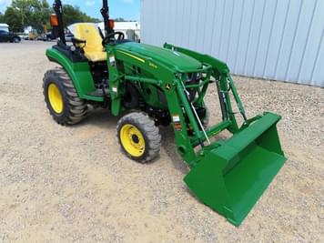 Main image John Deere 2032R