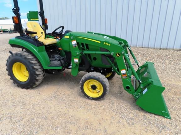Image of John Deere 2032R Primary image