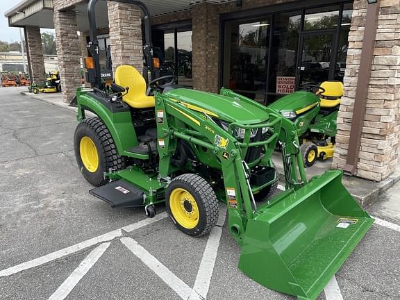 Image of John Deere 2032R equipment image 1