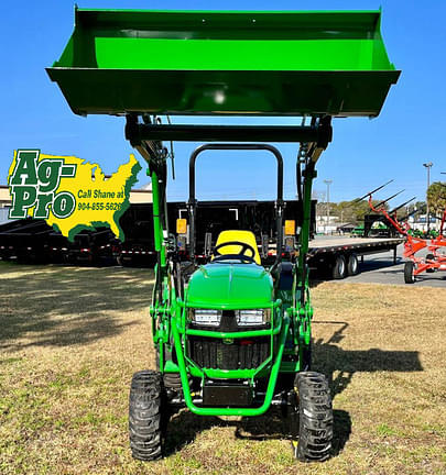 Image of John Deere 2032R equipment image 2