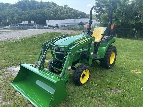 Image of John Deere 2032R Primary image