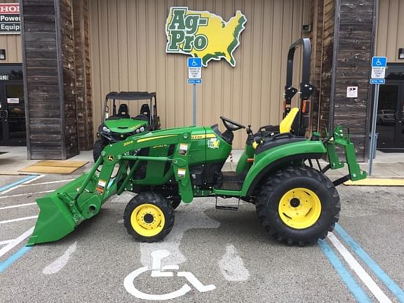 Image of John Deere 2032R equipment image 1