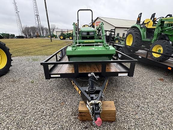 Image of John Deere 2032R Primary image