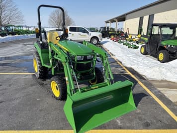 Main image John Deere 2032R