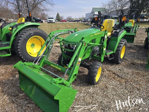 Image of John Deere 2032R Primary image