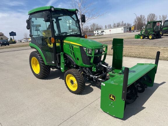 Image of John Deere 2032R Primary image