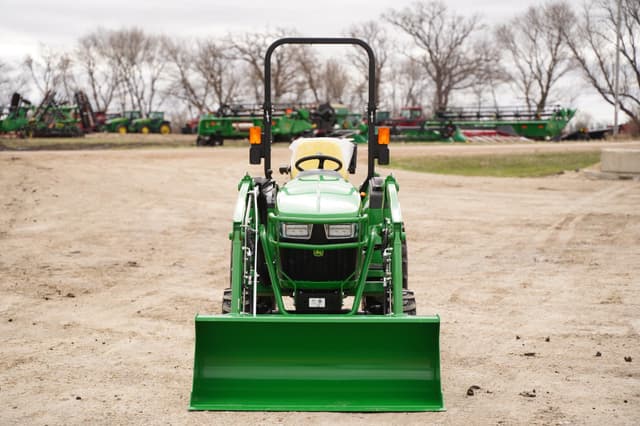 Image of John Deere 2038R equipment image 1