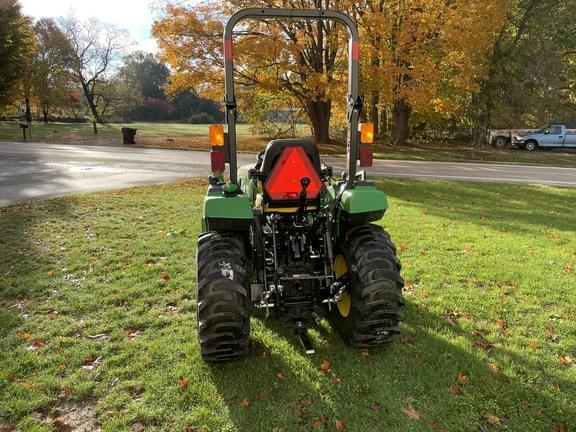 Image of John Deere 2038R equipment image 1