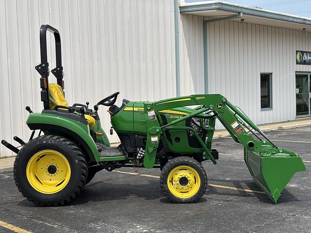 Image of John Deere 2038R equipment image 1