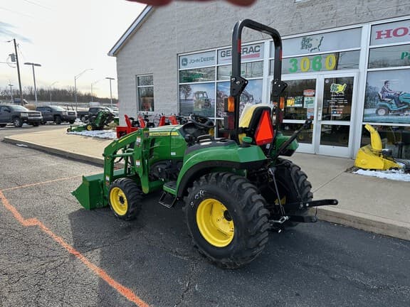 Image of John Deere 2038R equipment image 2