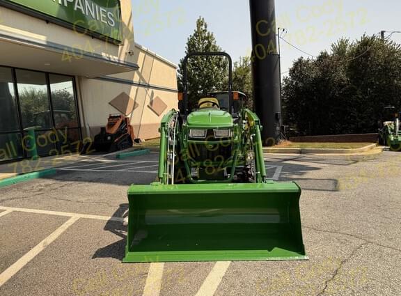 Image of John Deere 2038R equipment image 3