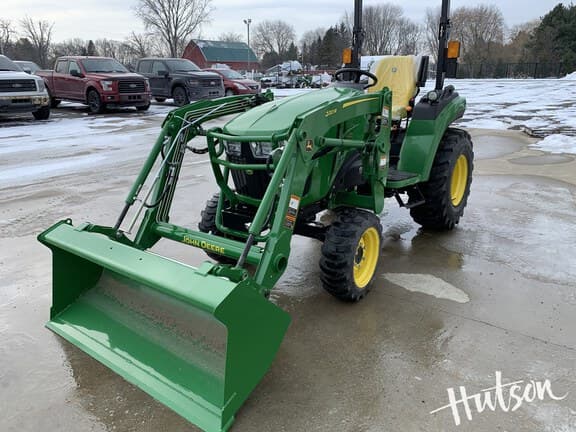 Image of John Deere 2038R equipment image 2