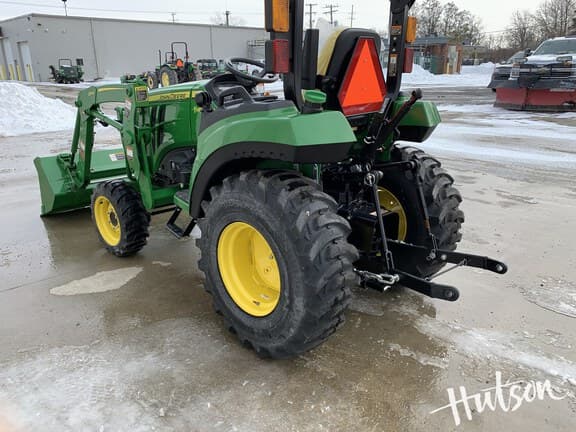 Image of John Deere 2038R equipment image 4