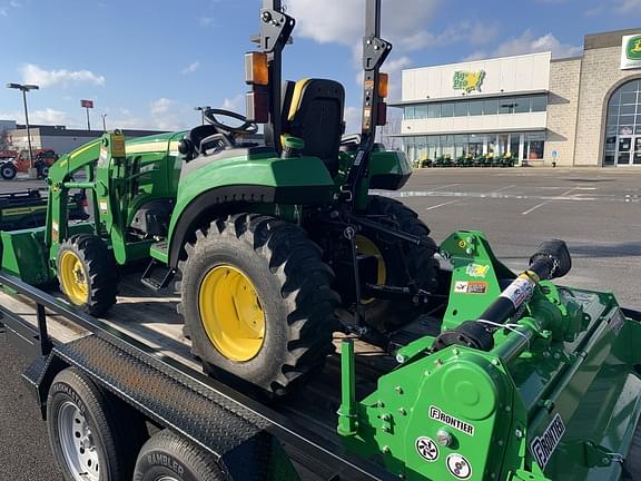 Image of John Deere 2038R equipment image 2