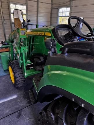 Image of John Deere 2038R equipment image 4
