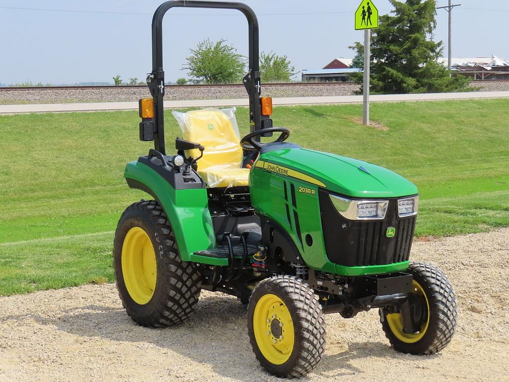 Image of John Deere 2038R Primary image