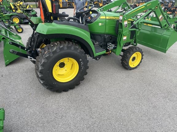 Image of John Deere 2038R equipment image 3