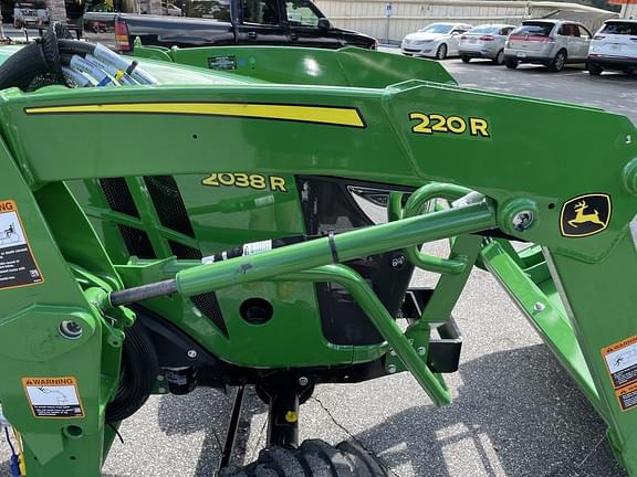 Image of John Deere 2038R equipment image 4