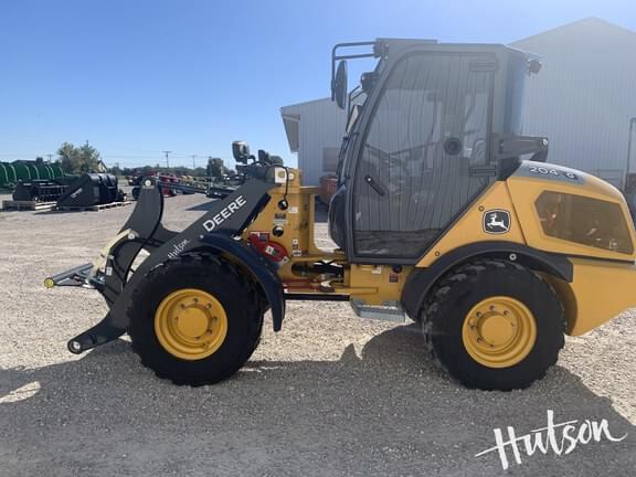 Image of John Deere 204G equipment image 1