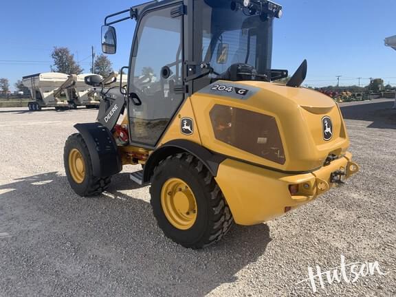 Image of John Deere 204G equipment image 2