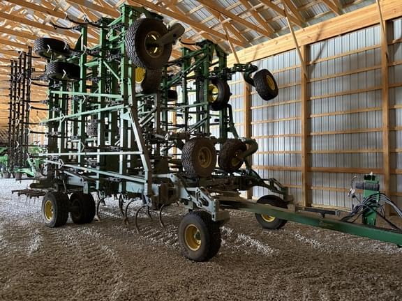 Image of John Deere 2230FH equipment image 1