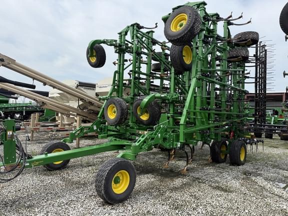 Image of John Deere 2230FH equipment image 1