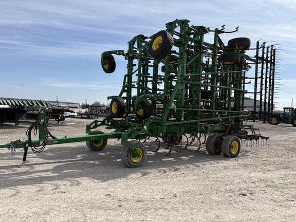 Image of John Deere 2230FH equipment image 2