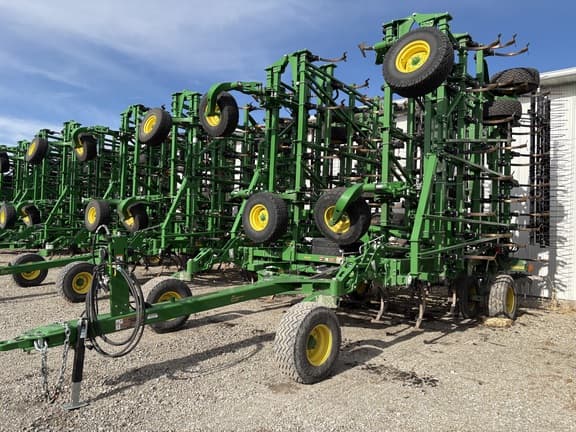 Image of John Deere 2230FH equipment image 1