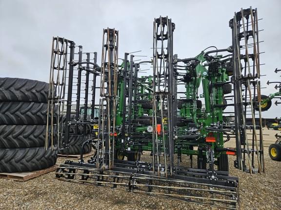 Image of John Deere 2230FH equipment image 3