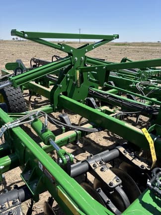 Image of John Deere 2330 equipment image 2