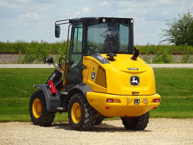 Image of John Deere 244P equipment image 4