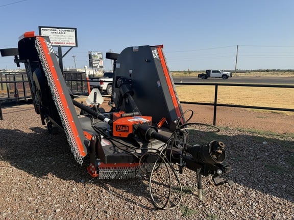 2025 IronCraft 2515 Equipment Image0