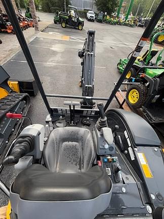 Image of John Deere 26P equipment image 4