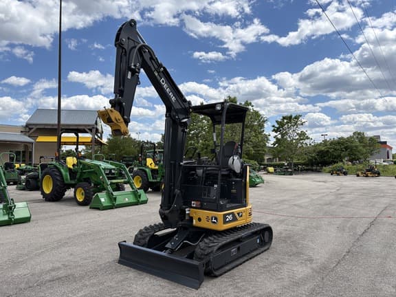 Image of John Deere 26P equipment image 2