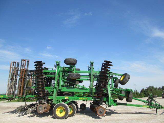 Image of John Deere 2660VT equipment image 3