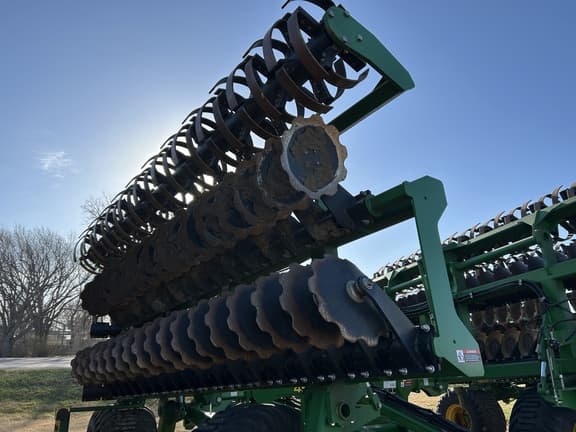 Image of John Deere 2680H equipment image 1