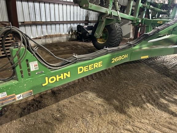 Image of John Deere 2680H equipment image 4