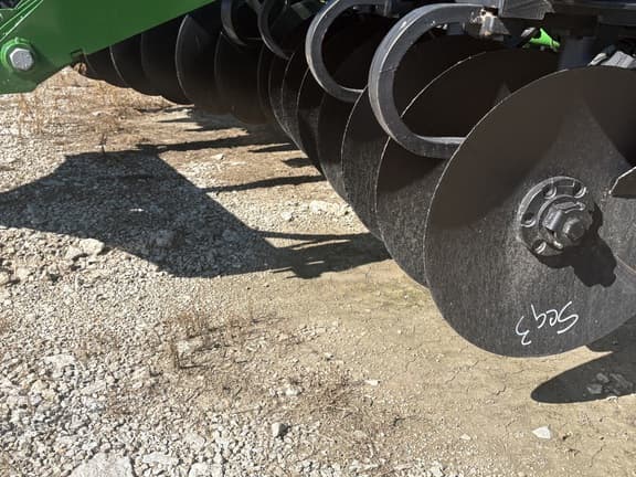 Image of John Deere 2720 equipment image 3