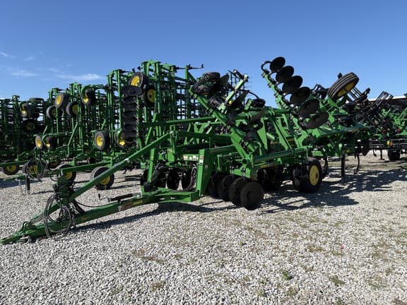 Image of John Deere 2730 Primary image