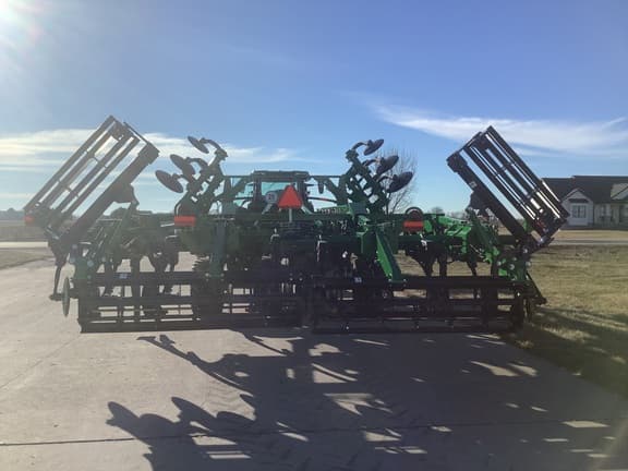 Image of John Deere 2730 equipment image 4