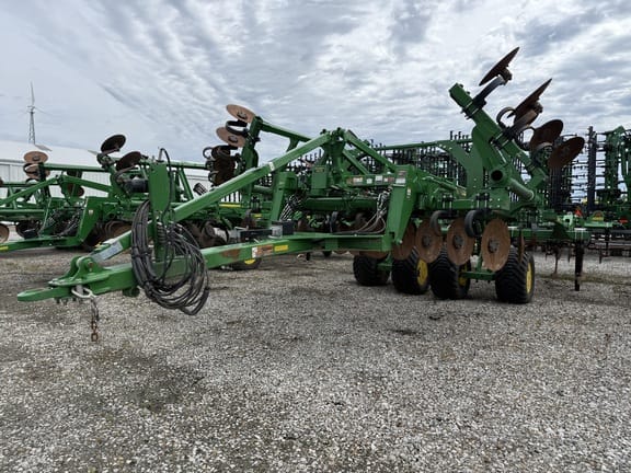 2025 John Deere 2730 Equipment Image0