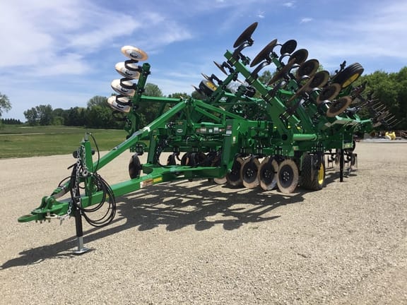 Main image John Deere 2730